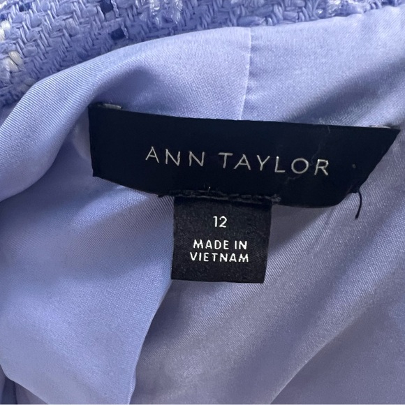 Women's Periwinkle Tweed Double-Breasted Blazer - Picture 6 of 7